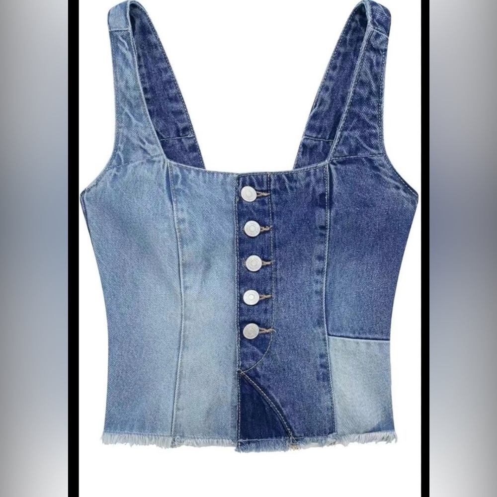 Women's Two-Tone Denim Button-Up Top - Picture 4 of 6